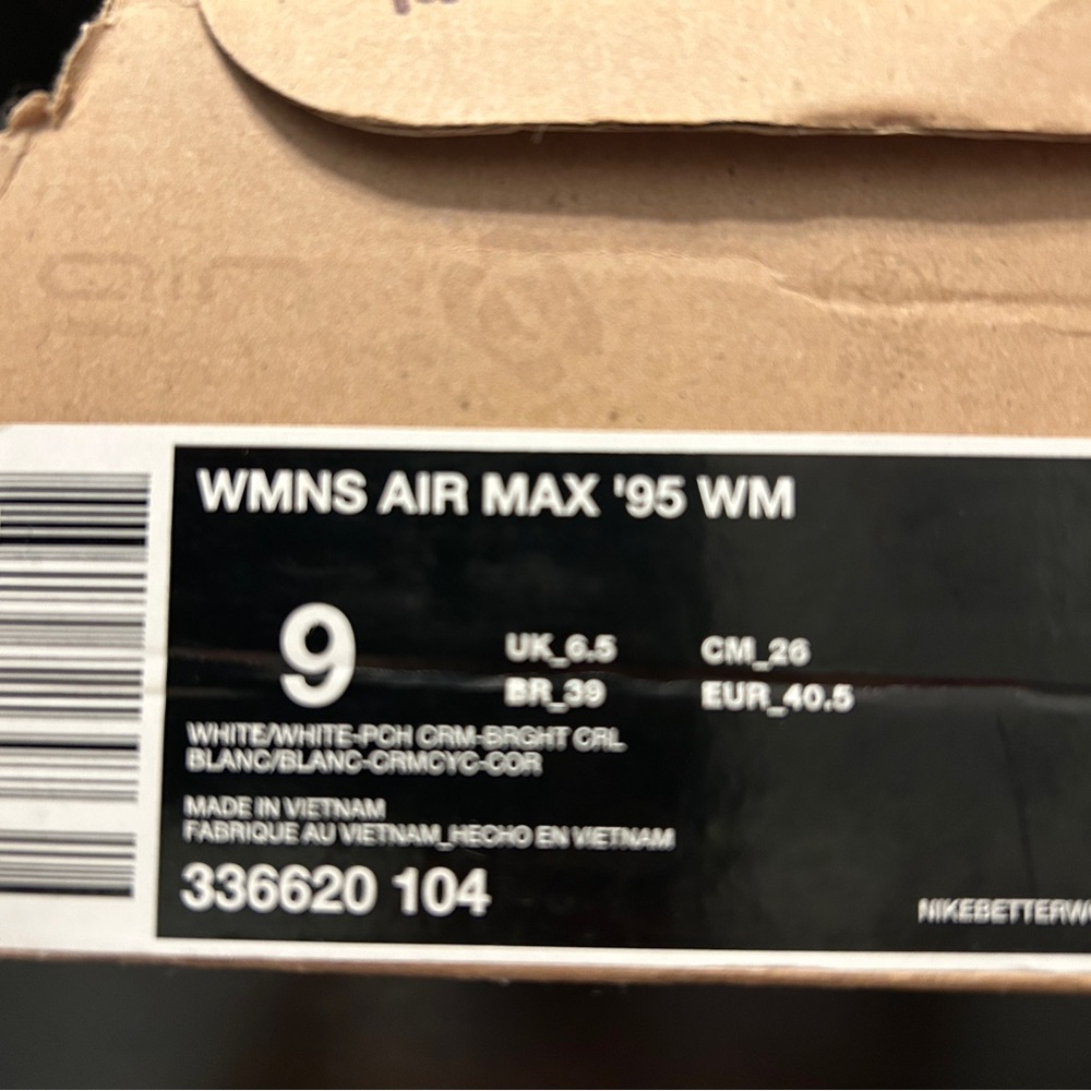 Nike Air Max 95 White and Orange Trainers Size 9 - Picture 6 of 7